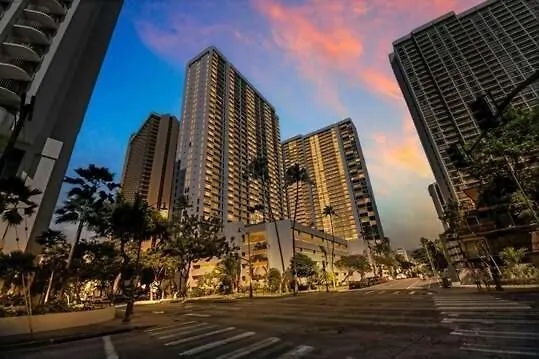 Apartment Newly Remodeled - 30Th Floor Suite With Epic Mountain Views Home Honolulu
