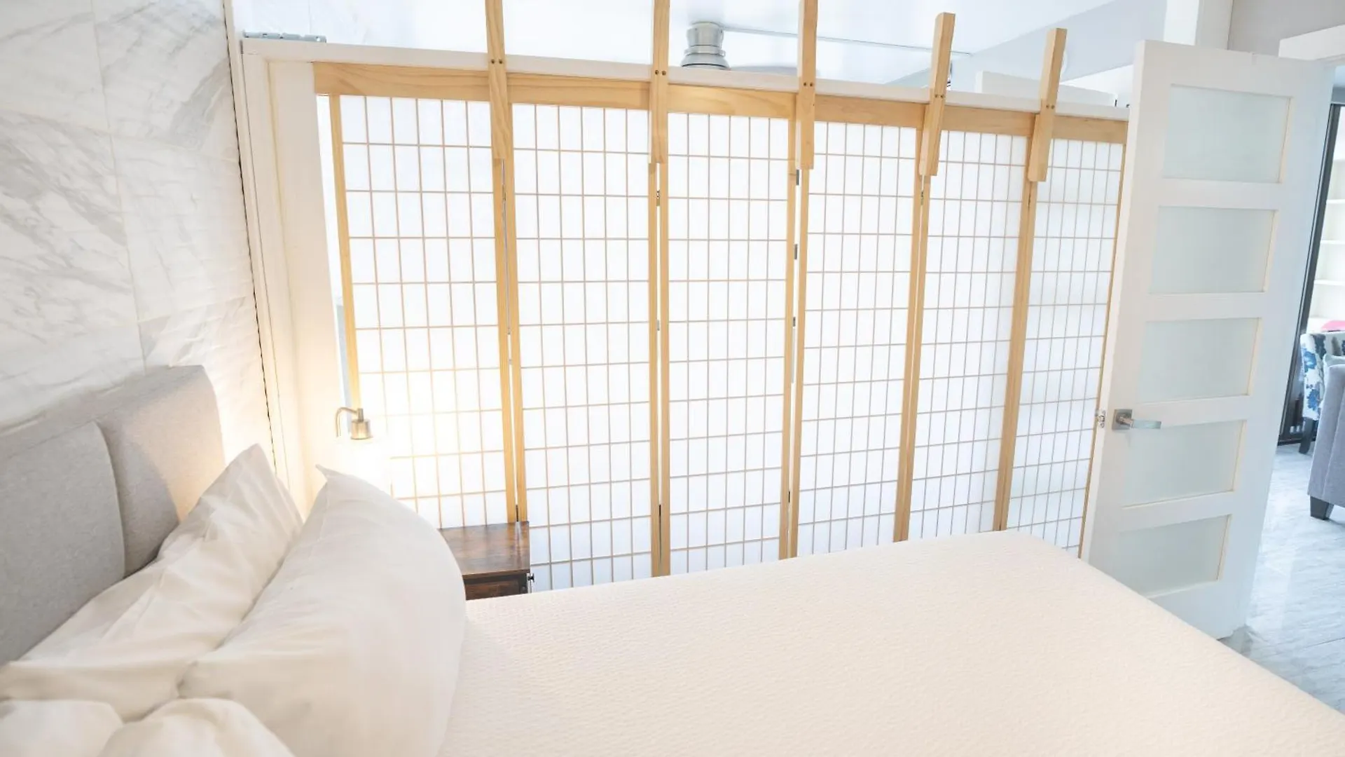 Apartment Newly Remodeled - 30Th Floor Suite With Epic Mountain Views Home Honolulu