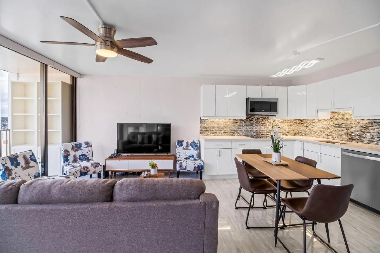 Newly Remodeled - 30Th Floor Suite With Epic Mountain Views Home Honolulu Lejlighed