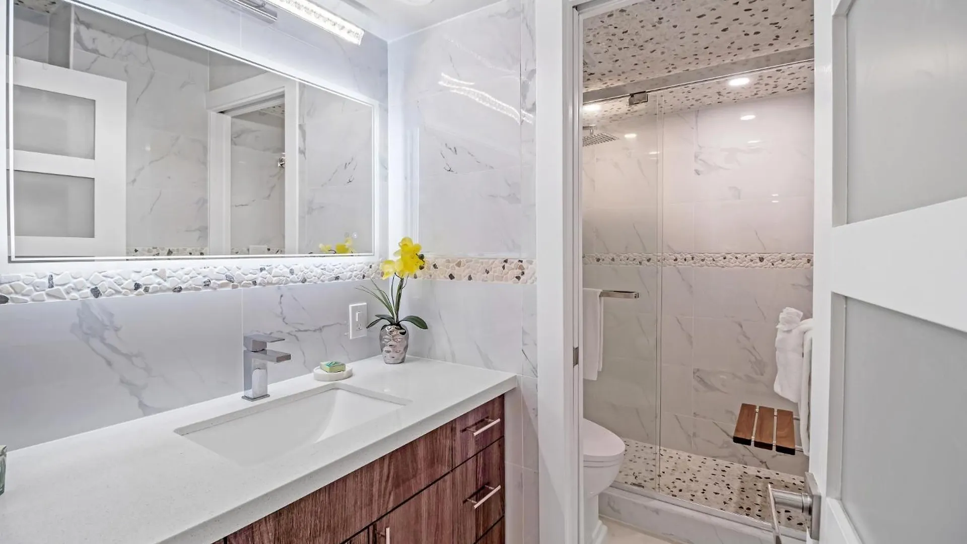 Newly Remodeled - 30Th Floor Suite With Epic Mountain Views Home Honolulu
