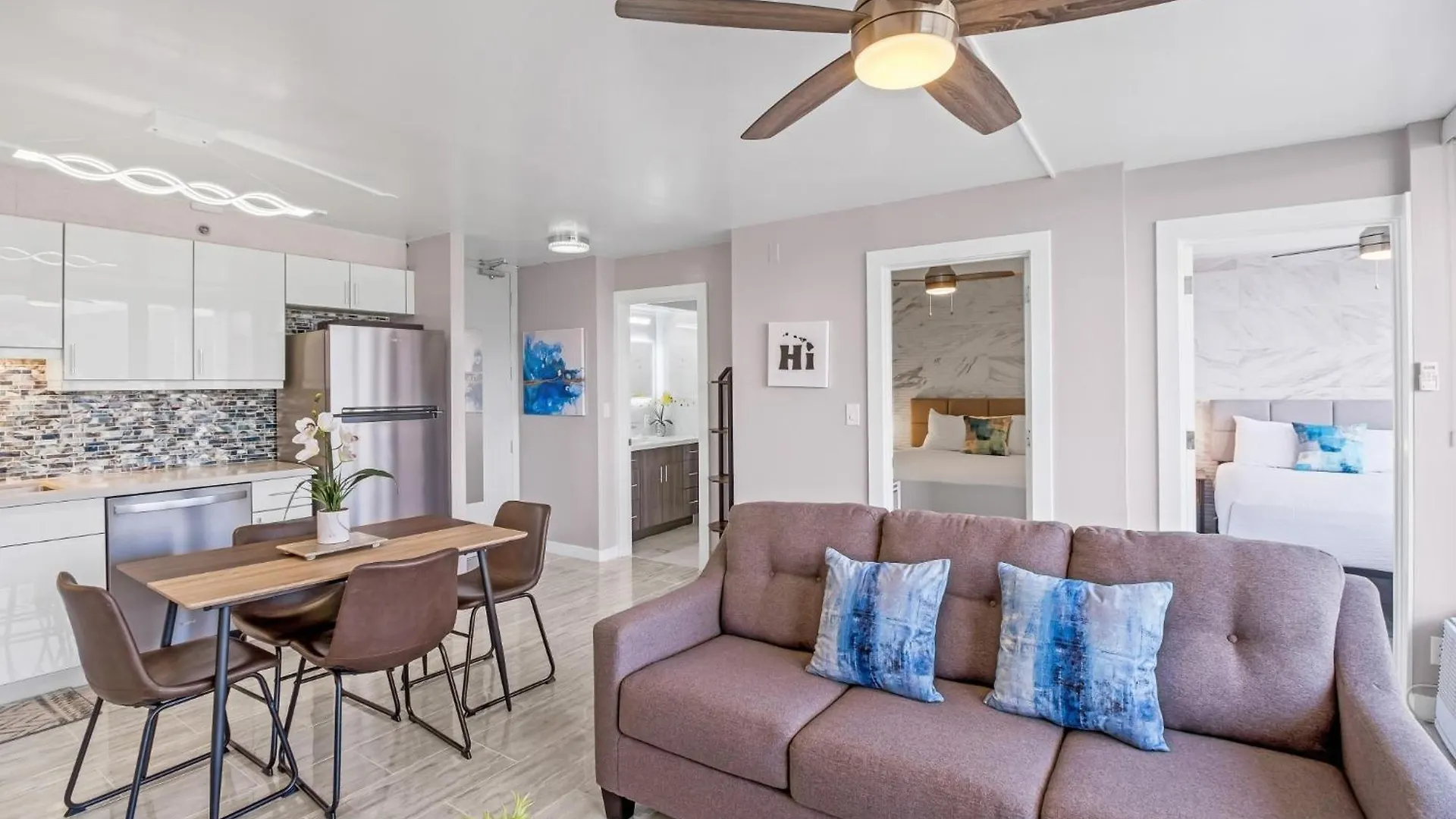 Newly Remodeled - 30Th Floor Suite With Epic Mountain Views Home Honolulu Apartment